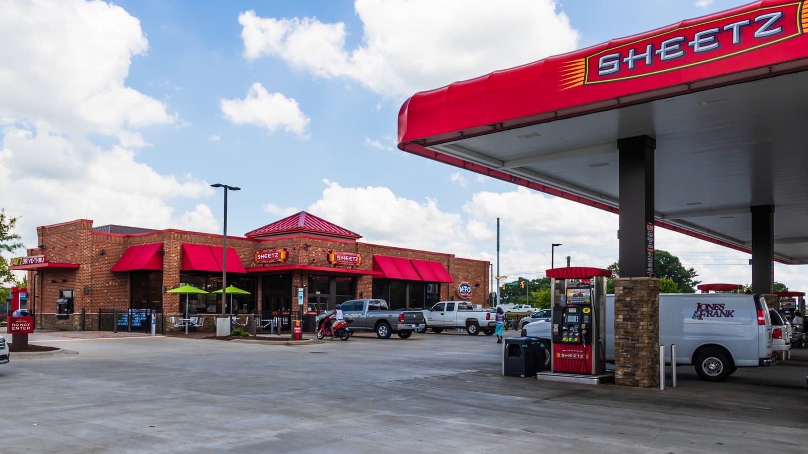 Unwritten Rules Drivers Should Know When Making A Pit Stop At Sheetz