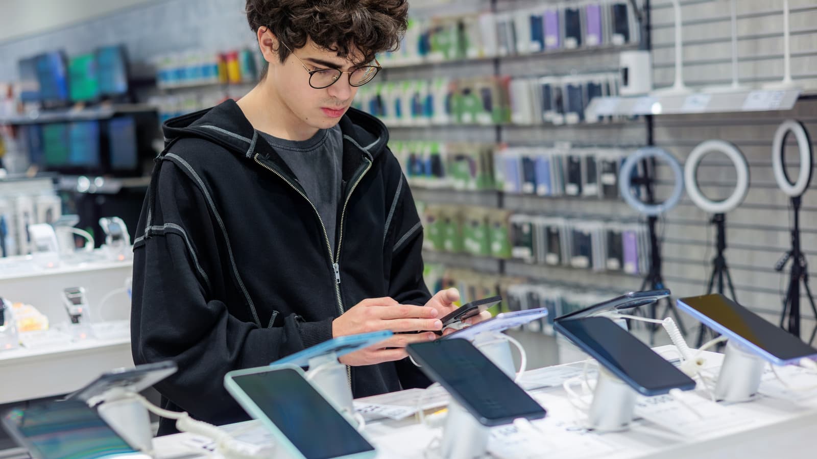 What Is The 30-Day Rule For Buying New Gadgets?