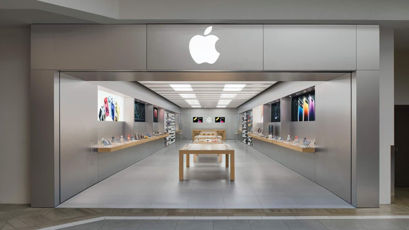 Tiny Ann Arbor Apple Store Will Move to a Bigger Space in July