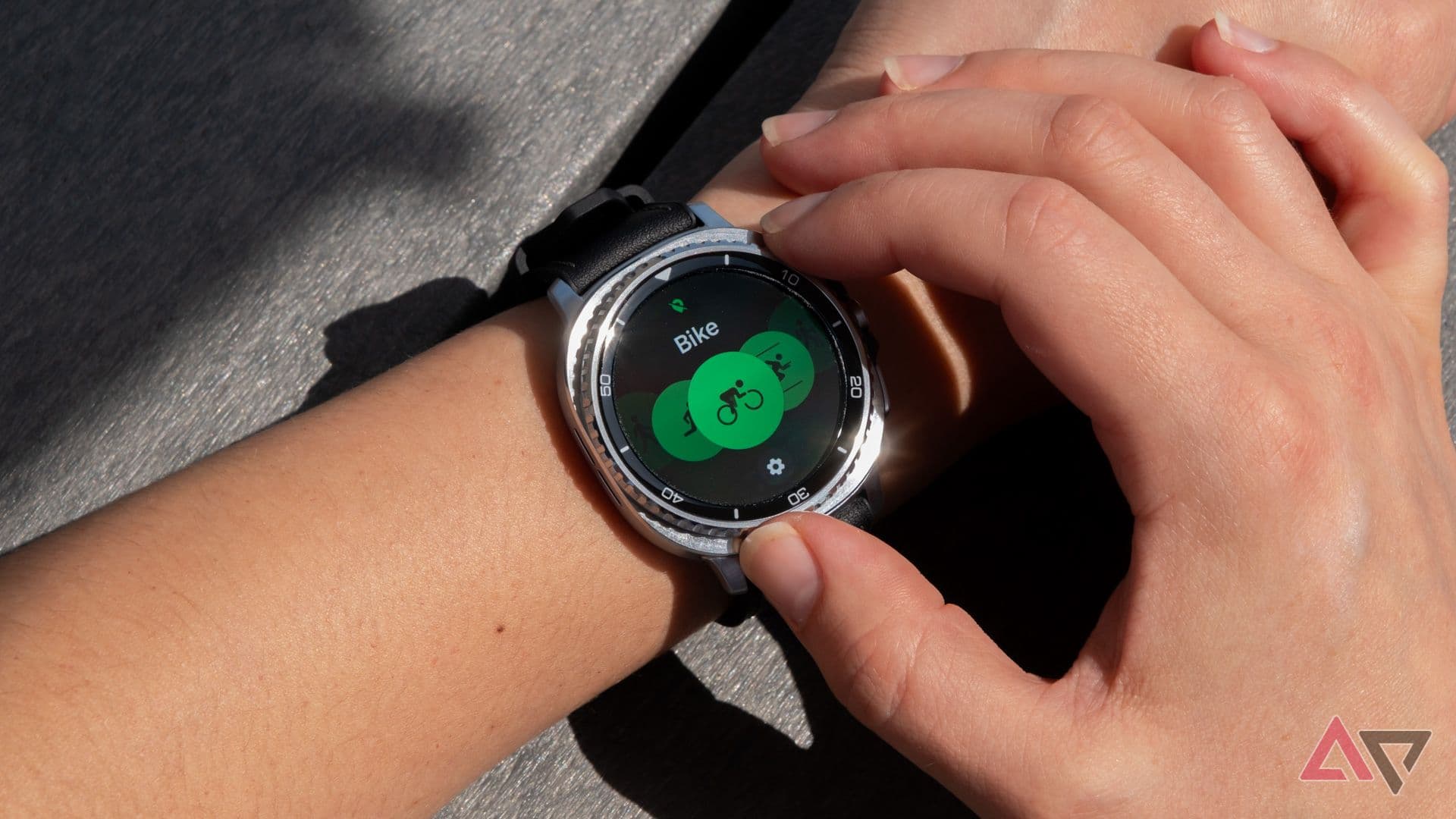 Samsung's Wearable Division Kicks Off 2026 with a Staggering 28% Drop in Shipments