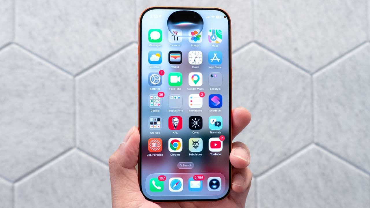 iOS 27 vs iOS 26: Apple Claims Smoother Performance — But Does It Deliver?