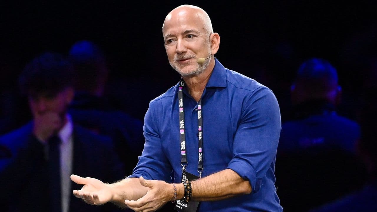 That Viral Jeff Bezos Quote About AI and Water Is Fake — Here's the Truth