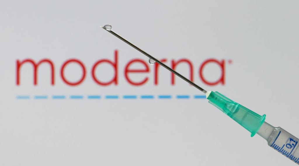 FDA Advisors Unanimously Approve Moderna's mRNA Flu Vaccine in Landmark 9–0 Vote