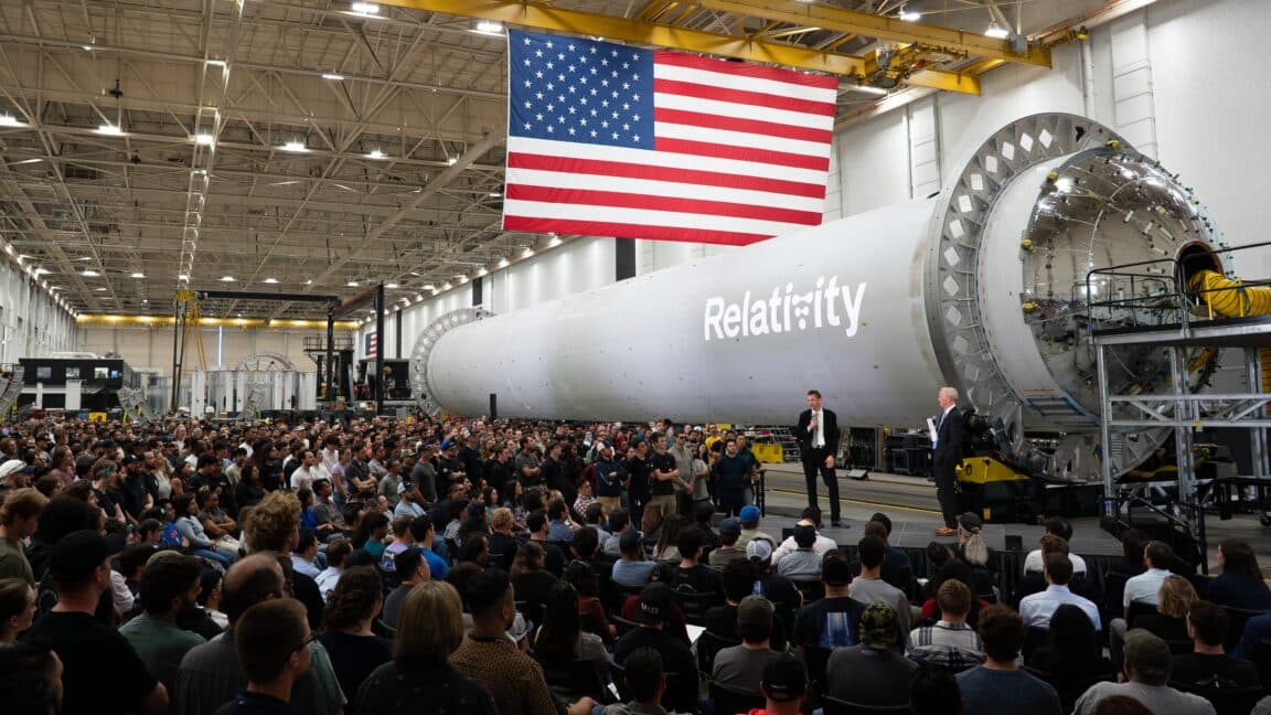 Rocket Report: Blue Origin Rebuild, Relativity Eyes Mars, and the Latest on Starship Flight 13